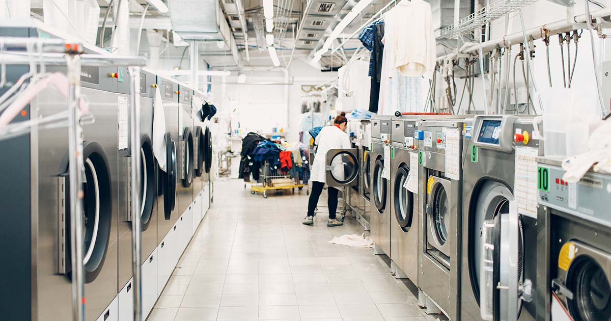7 Beneficios de subcontratar una lavandería industrial para su empresa u hotel