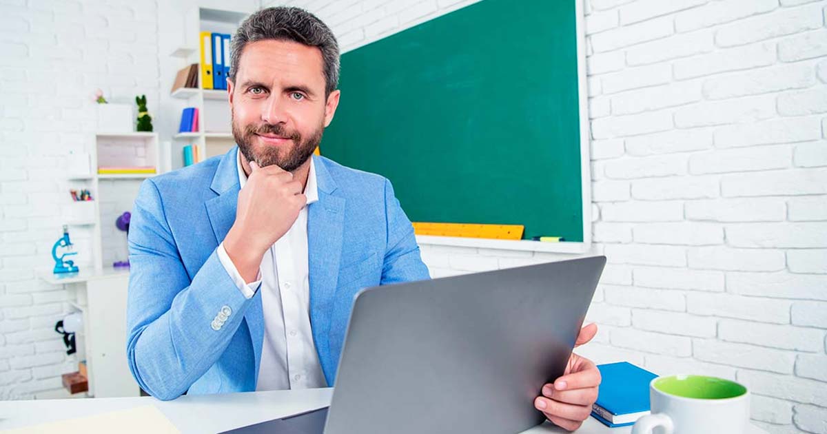 Docencia digital como emprendimiento hoy: 15 claves (Próximamente en Guías de conocimiento de Overflow Emprende)