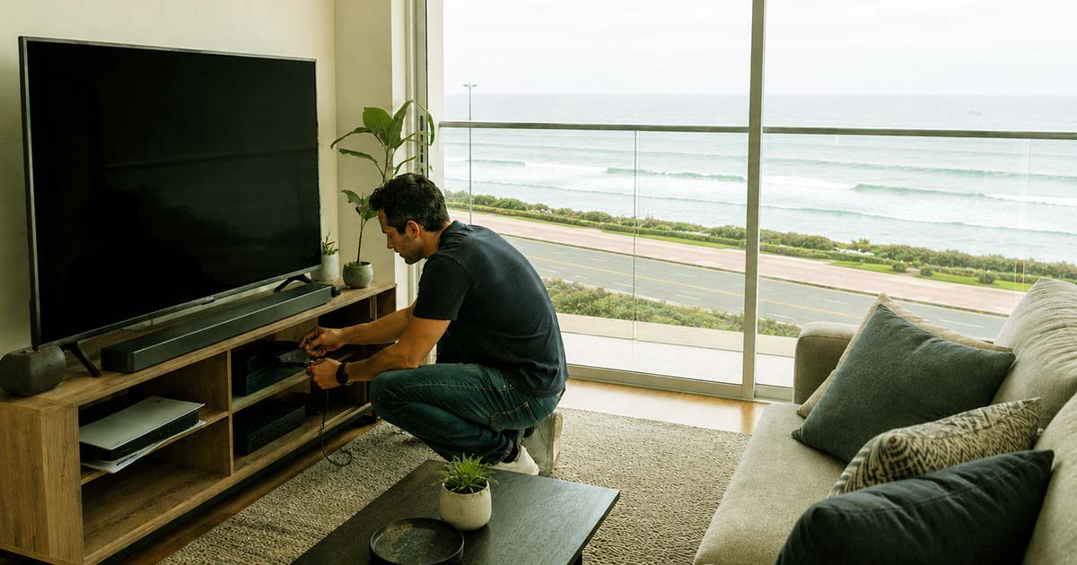 Cómo conectar todo a tu smart tv: consolas, barra de sonido y streaming